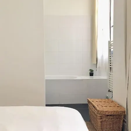 40m2 Batignolles/montmartre 17