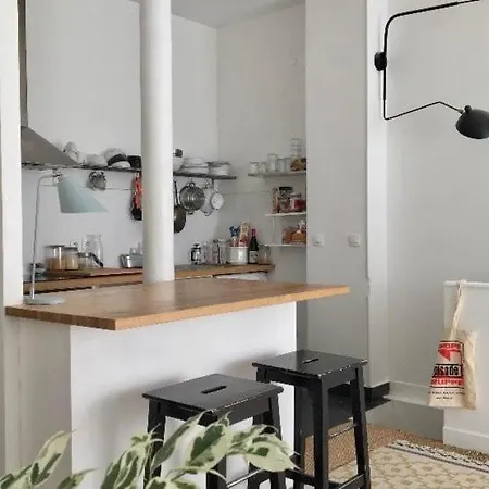 40m2 Batignolles/montmartre 17 *