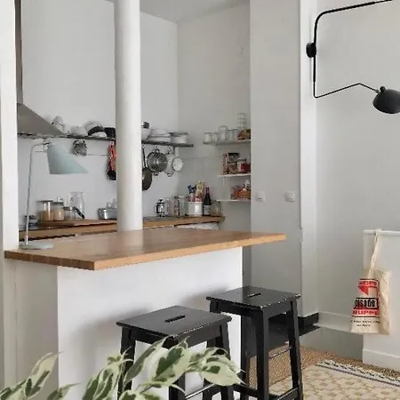 40m2 Batignolles/montmartre 17 Lägenhet *