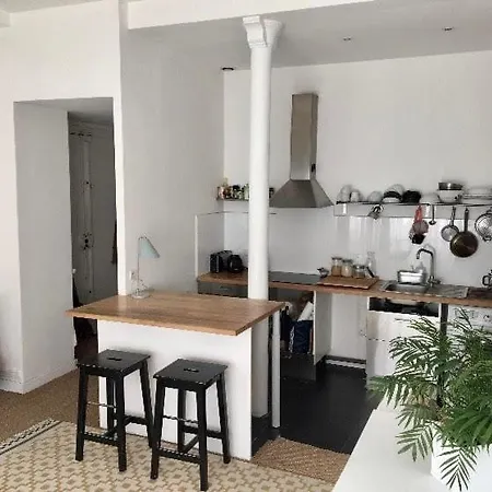 40m2 Batignolles/montmartre 17 Lägenhet